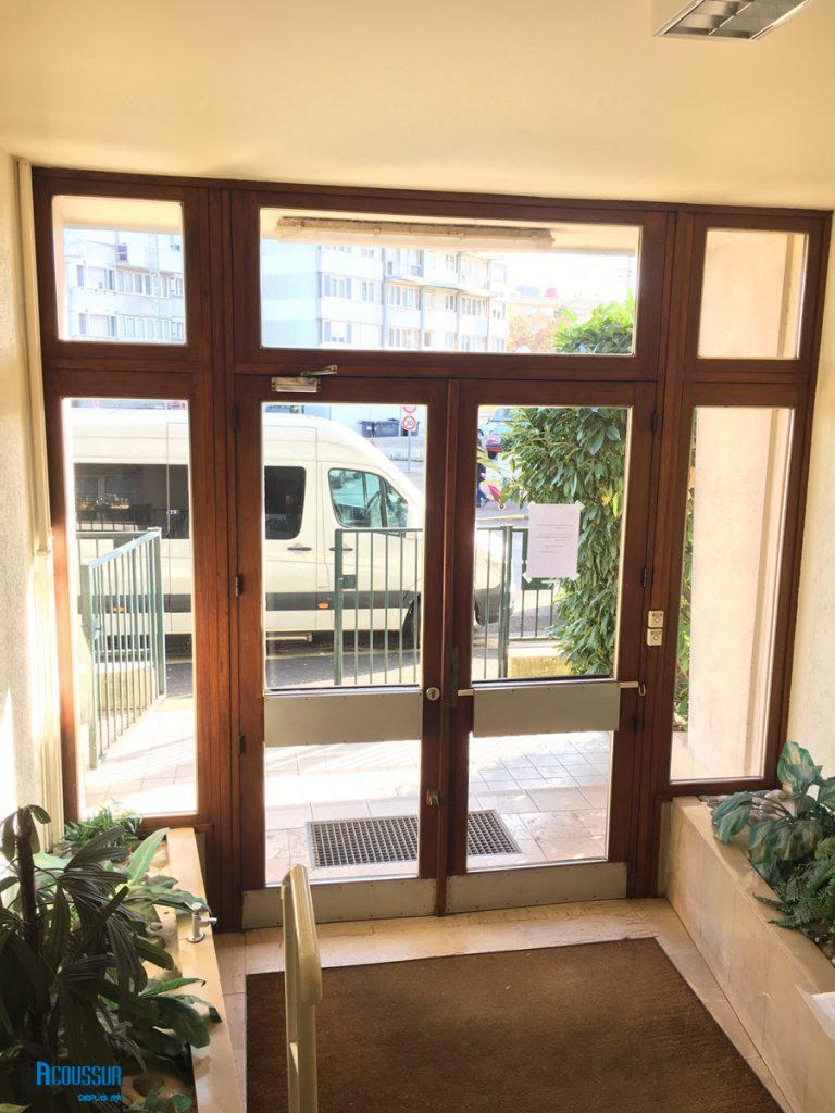Acoussur remplacement porte immeuble avant 1